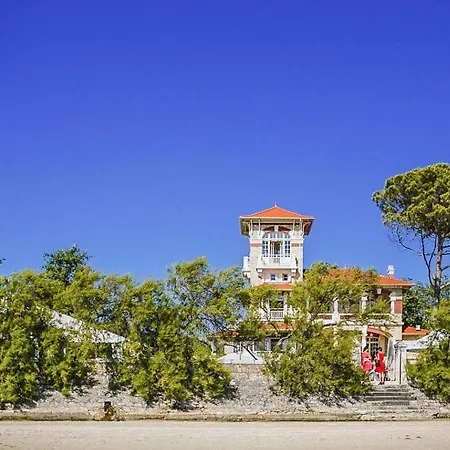 Sleeps 16 Pool Air Con Wifi Villa *